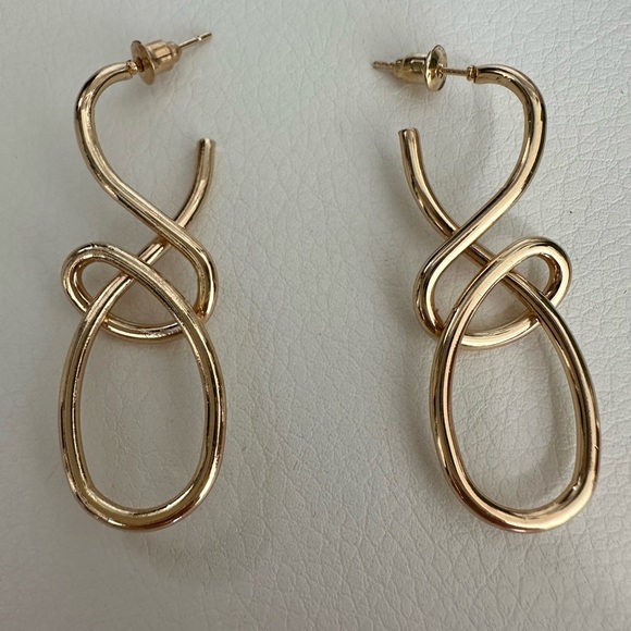 Geometric Fashion Earrings - Picture 8 of 11